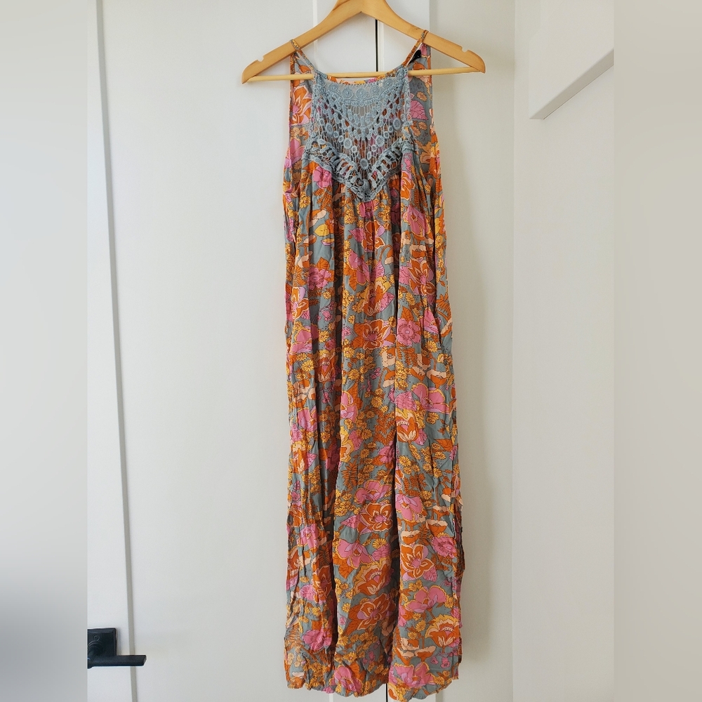Boho Floral Maxi Dress with Crochet Lace Detail, SZ.L